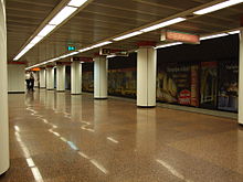 Budapešť, Kossuth Lájos tér, stanice metra.JPG