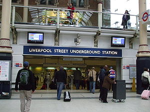 Liverpool Street Underground concourse entr.JPG