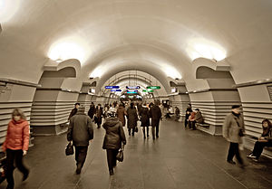 Metro SPB Line2 Nevsky Prospekt.jpg