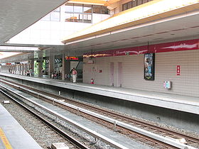 Taipei MRT Zhongyi Station.JPG