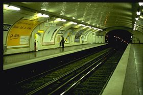 Cardinal Lemoine metro station.jpg