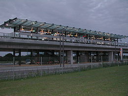 Станция метро «Белла-Сентер», 2003 год.